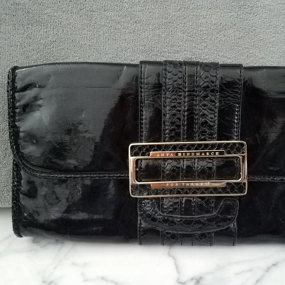 Black Patent Clutch